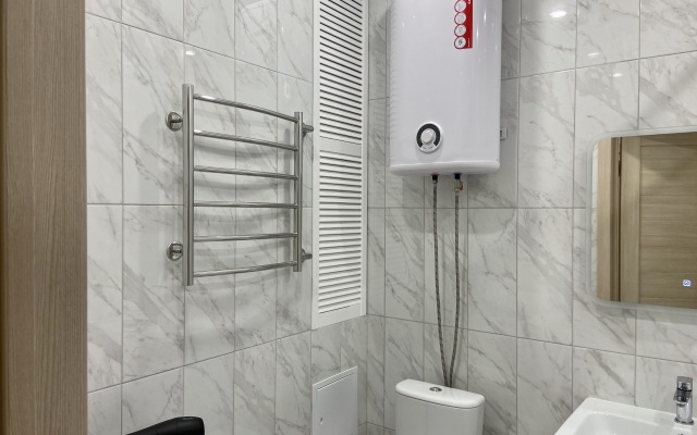 Na Naberezhnoy Ablukova 18 Flat