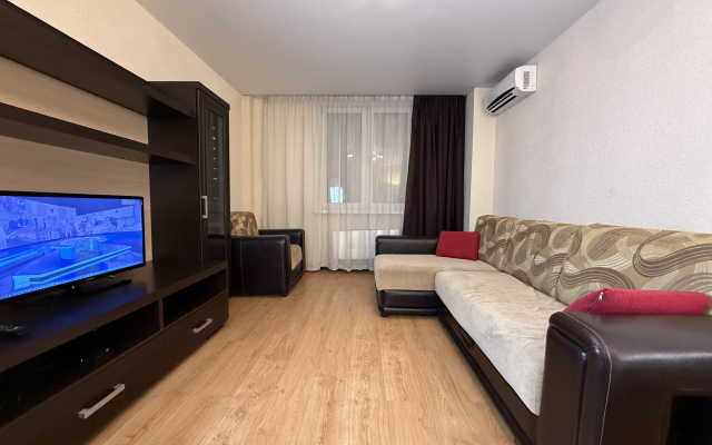 Tut Khorosho Na Schorsa 103 2 Flat