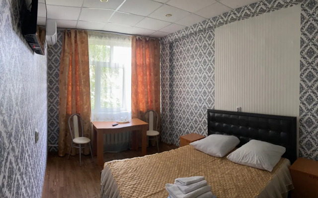 Hotel Gostinitsa Loran