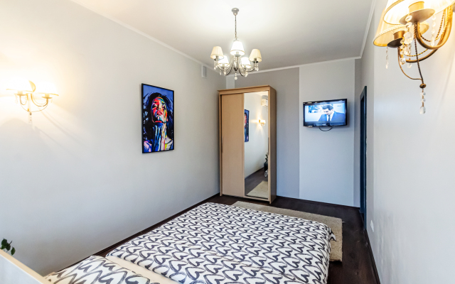 Апартаменты 1-к квартира (24) на Никитинской 108