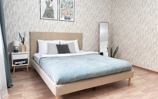 Квартира на Светлогорском 24