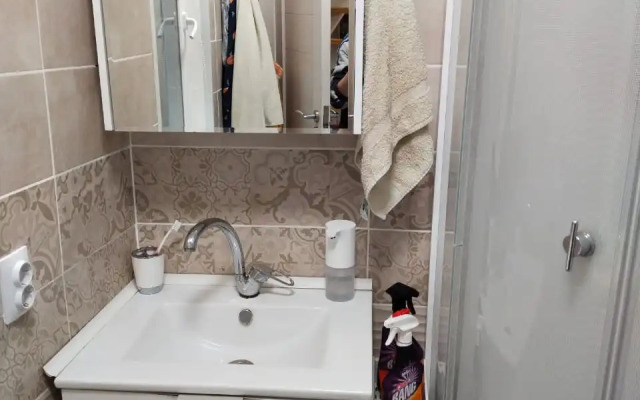 Частный дом у реки