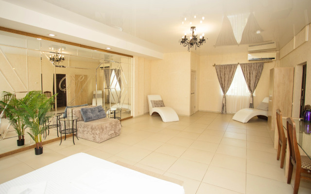 Victoria Hotel