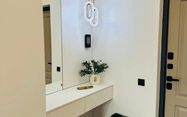 Krasivaya Kvartira V Tsentre Flat