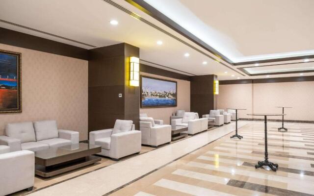 Clarion Istanbul Mahmutbey Hotel