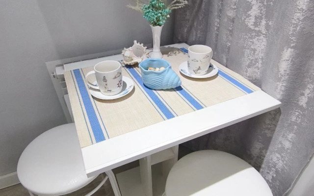 Na ulitse Dobrynina 17A Flat
