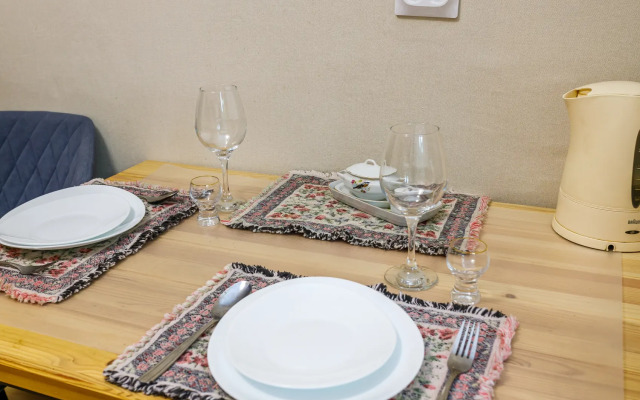 Ussuriyskiy bulvar 15 Flat
