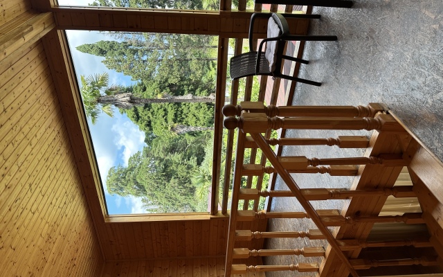 Leres Guest house
