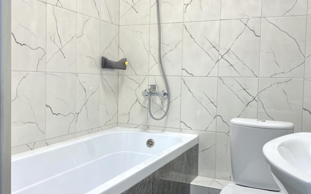 Uyutnye S Dizaynerskim Remontom Apartments