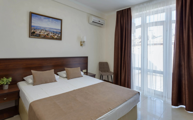 Irina Guest House