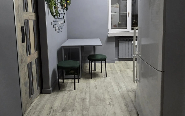 KhozyajkaMednoyGory Flat