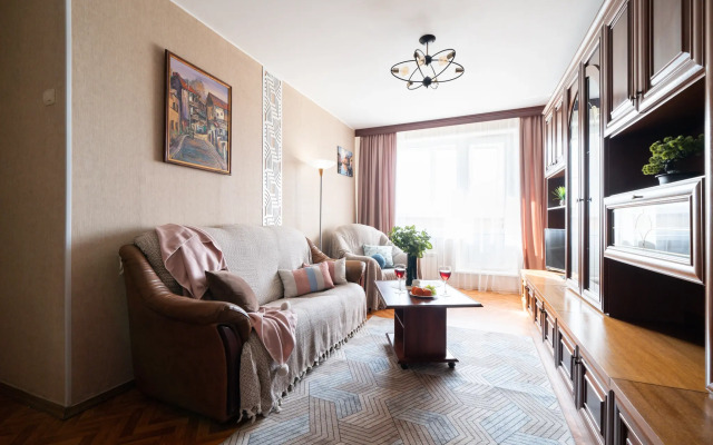 Квартира двухкомнатная ЛайлаТов на метро Пражская рядом с Варшавка Sky