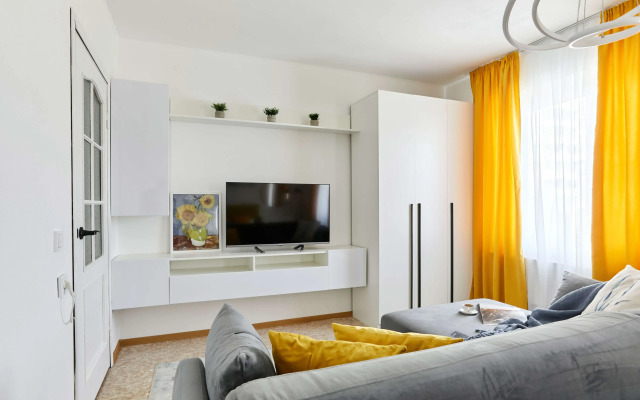 Flatstay Narodnaya 5/2 Apartments