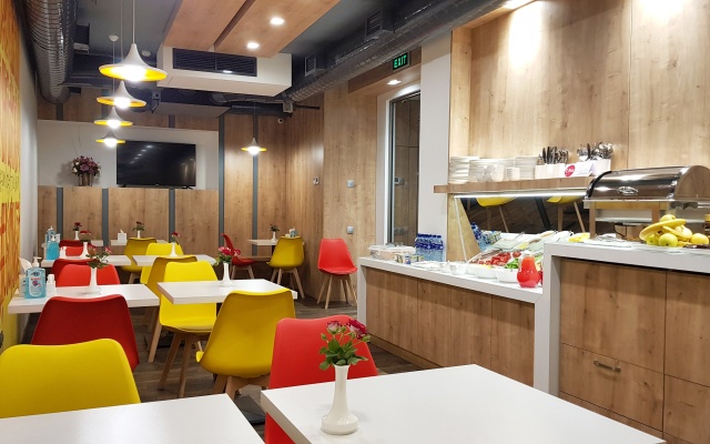 Отель Alpha Horizon Hotel