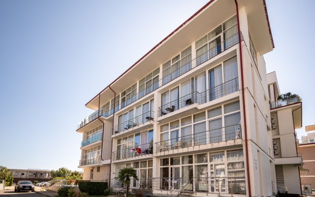 Apartments Okolo Morya na Barkhatnykh Sezonakh