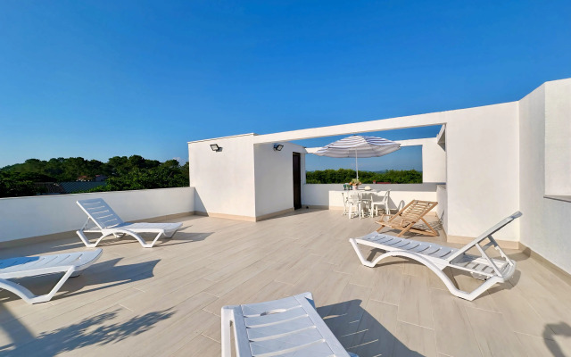 Eva Private house