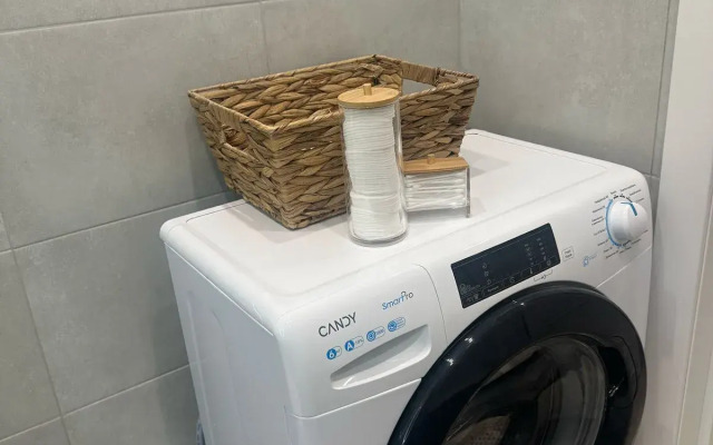 Studiya Chetyrekhmestnaya V Zhk Letniy Flat