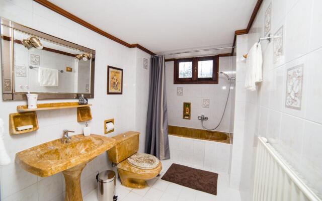 Travelpath Villa
