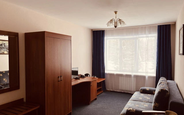 Sokol Hotel