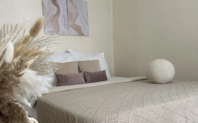 Квартира на Пр Победа Революции 128б