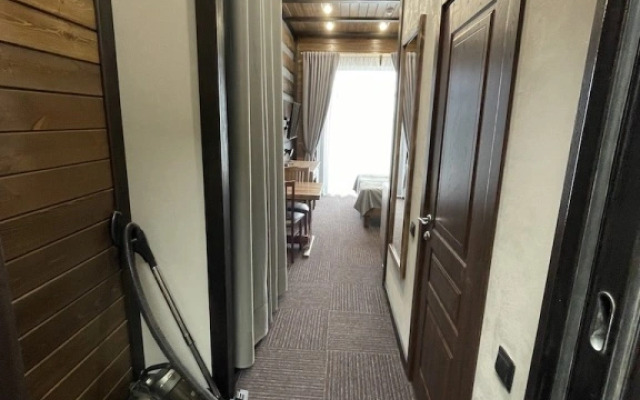 722 v Business Residence  Apartments