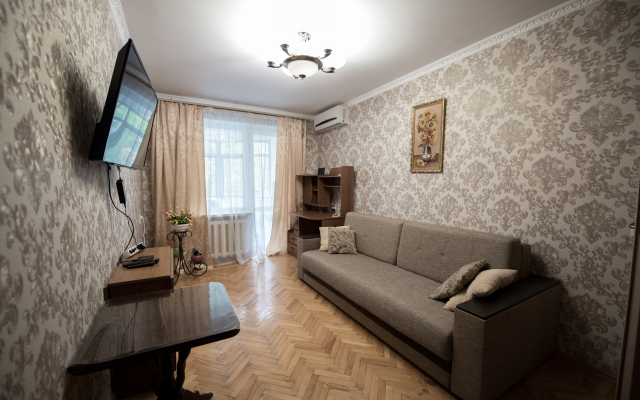Smile Apartments 2kh Komnatnye V Tsentre Apartments