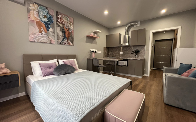 Апартаменты Трёхместная студия с балконом