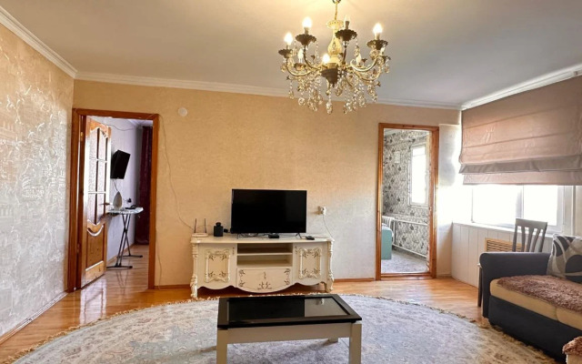 Квартира с видом на Кавказский хребет