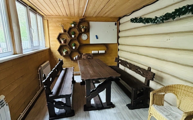 Частный дом Лешего в самом центре леса