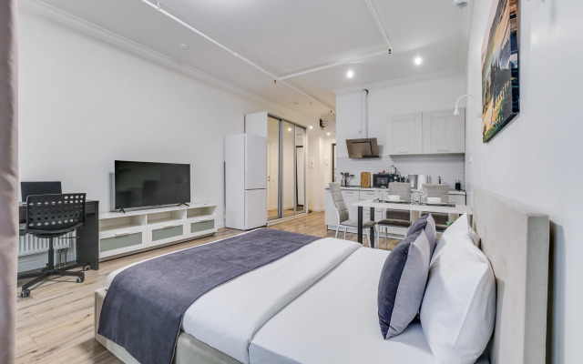 Apartamenty Standartnye s Krasivym Vidom i Balkonom Business Apartments