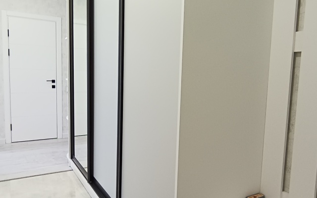 Квартира Двухкомнатная квартира возле Бфу Канта