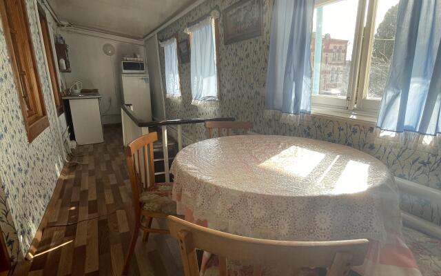 Buachidze Domik S Kaminom Apartments