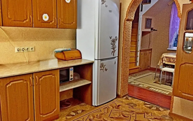 Частный дом 069 Маячная 38