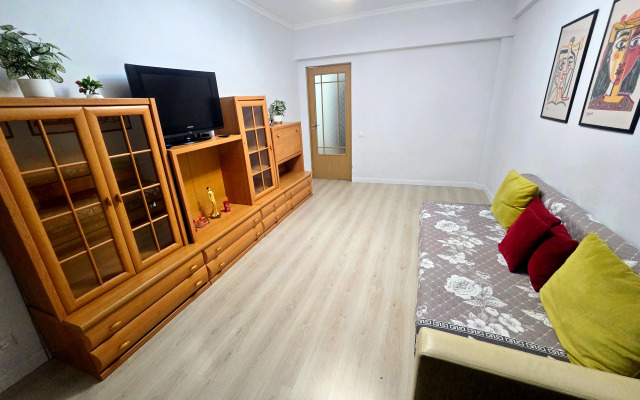 Квартира Центр города двухкомнатная район Посольства США