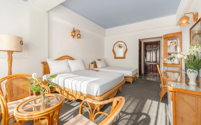 Отель Green Hotel Nha Trang