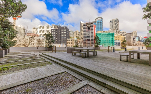 Penthouse With Balcony And Panorama View Apartments