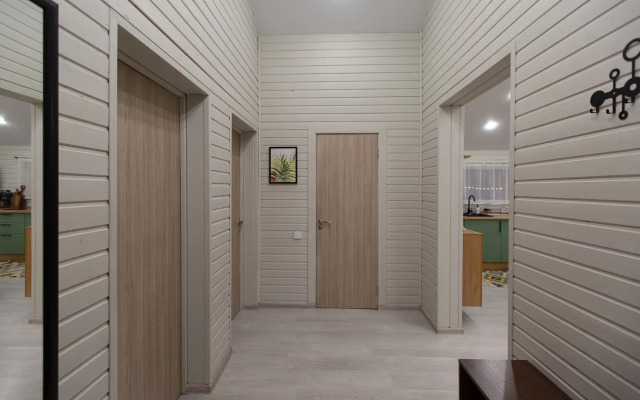 Point 371 Izumrudnyj Guest House