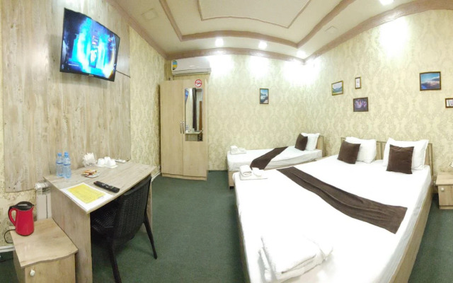 Zafaron Hotel