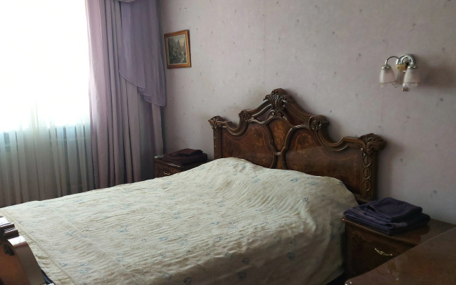 Bolshaya Kvartira S Saunoy Flat