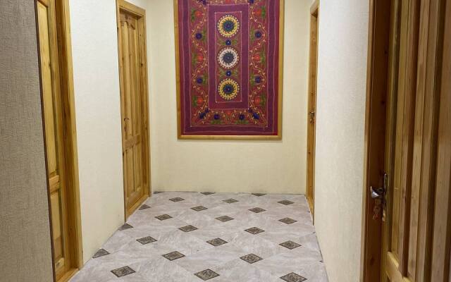 Qamar Hotel
