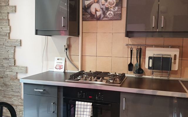 V Dmitrovskom rayone Moskvy Uyutnyy Dom Flat