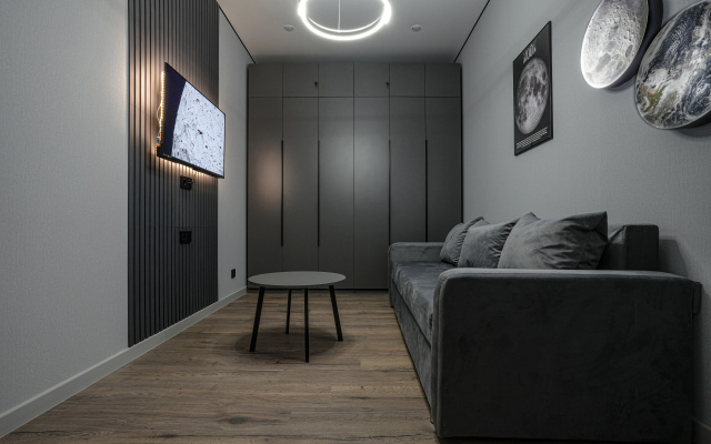 Квартира Luna Moscow — дизайнерская квартира с зеркальной мозаикой возле кровати