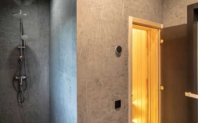 Отель Русские сезоны Эмбиент парк