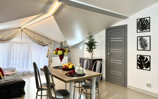 Апартаменты №12 Семейные на мансардном этаже