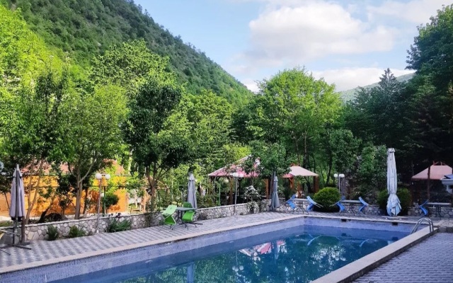 Qizil Dere Hotel