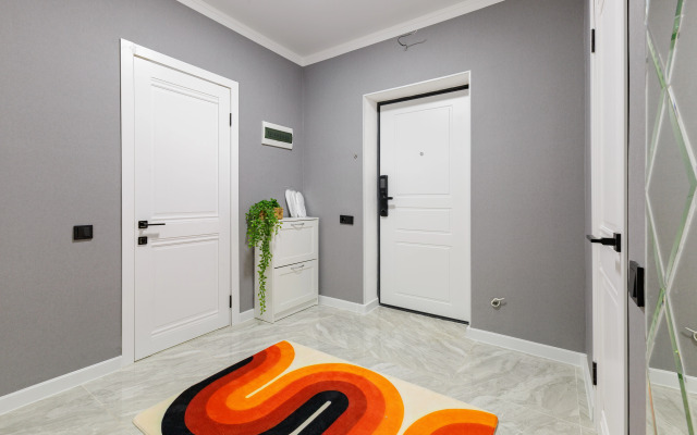 Myagkoye Gnyozdyshko S Kreslom U Khan-Shatyra Flat