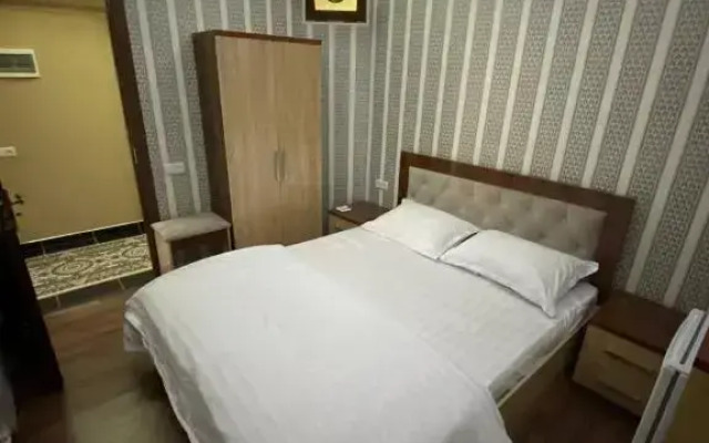 Отель Plaza 777