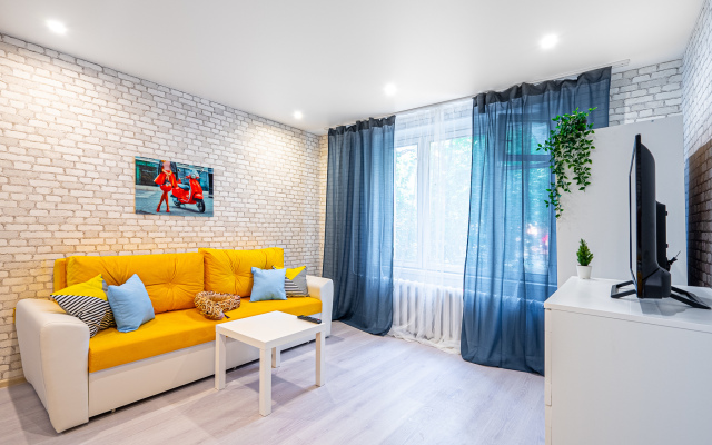 Na Ulitse Vasilisy Kozhinoy 4 Flat