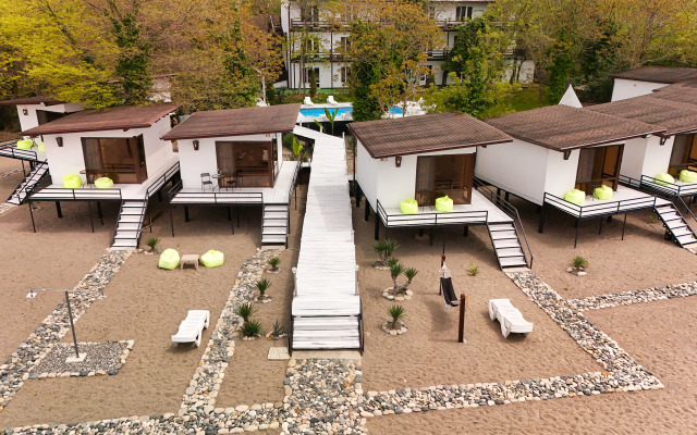 Aqua Resort Hotel