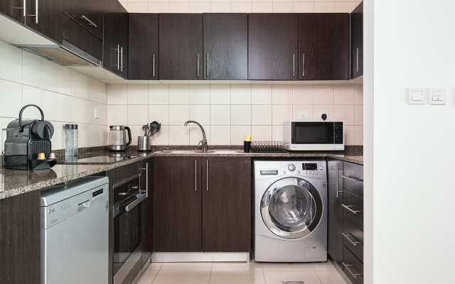 Welcome Home Bay Central Apartments
